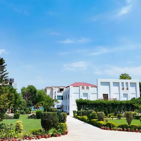 Pink Villa Boutique Hotel Meerut Esterno foto
