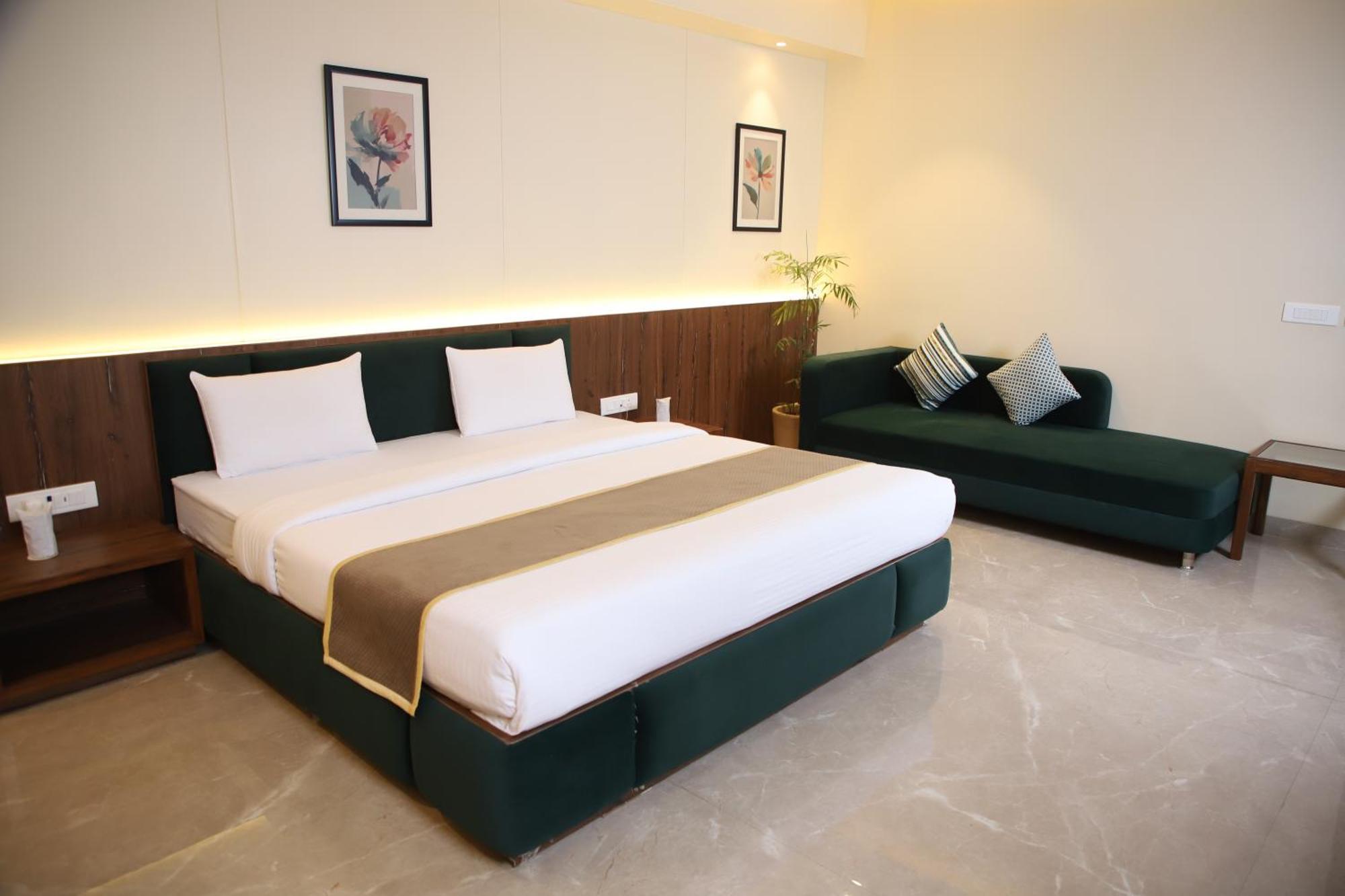 Pink Villa Boutique Hotel Meerut Esterno foto