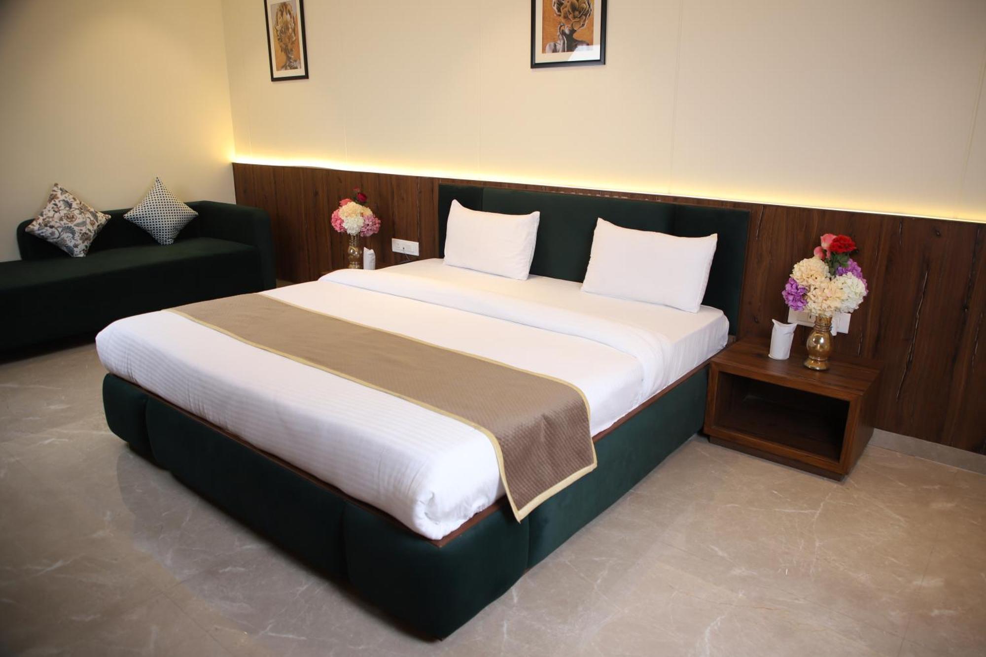 Pink Villa Boutique Hotel Meerut Esterno foto