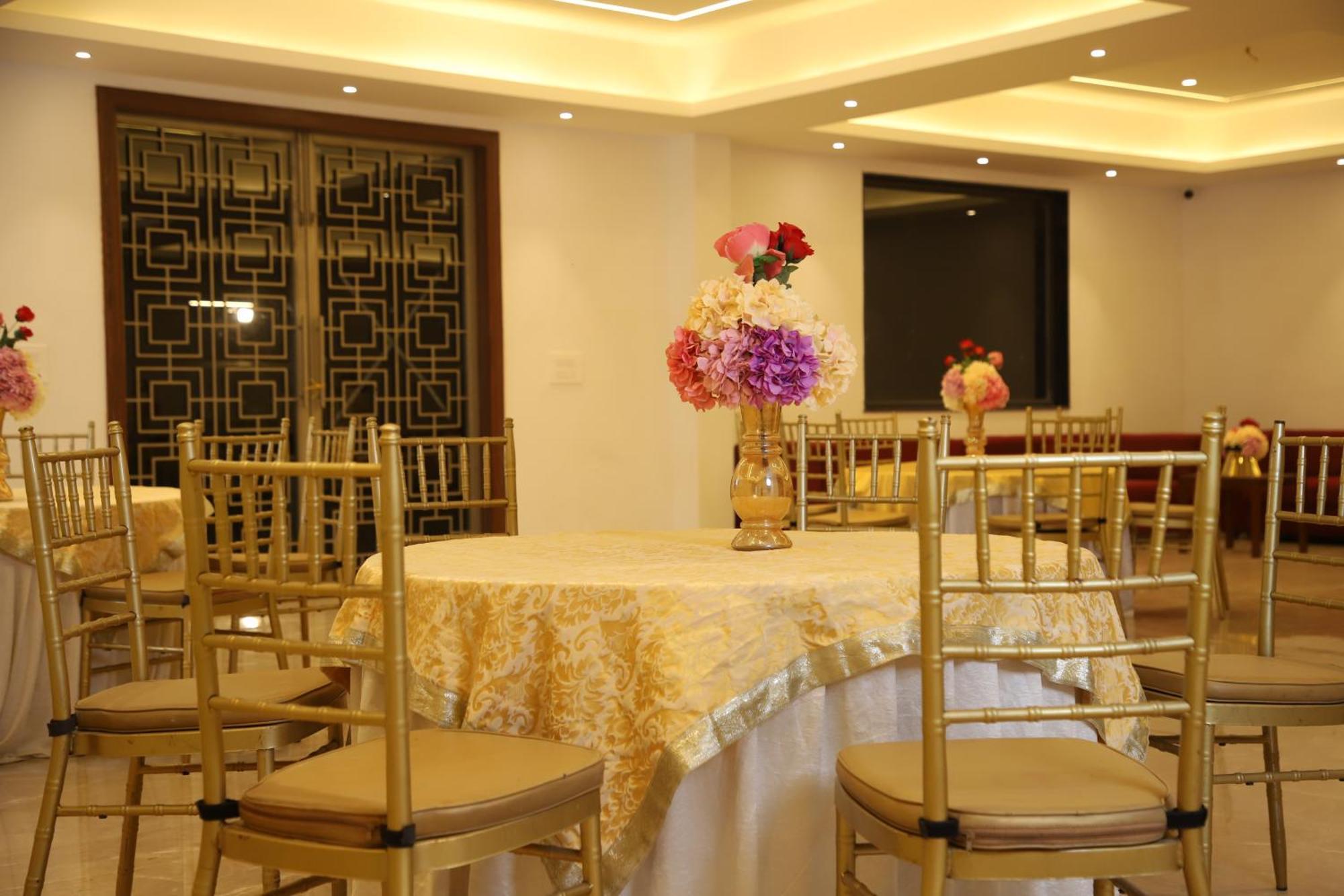 Pink Villa Boutique Hotel Meerut Esterno foto